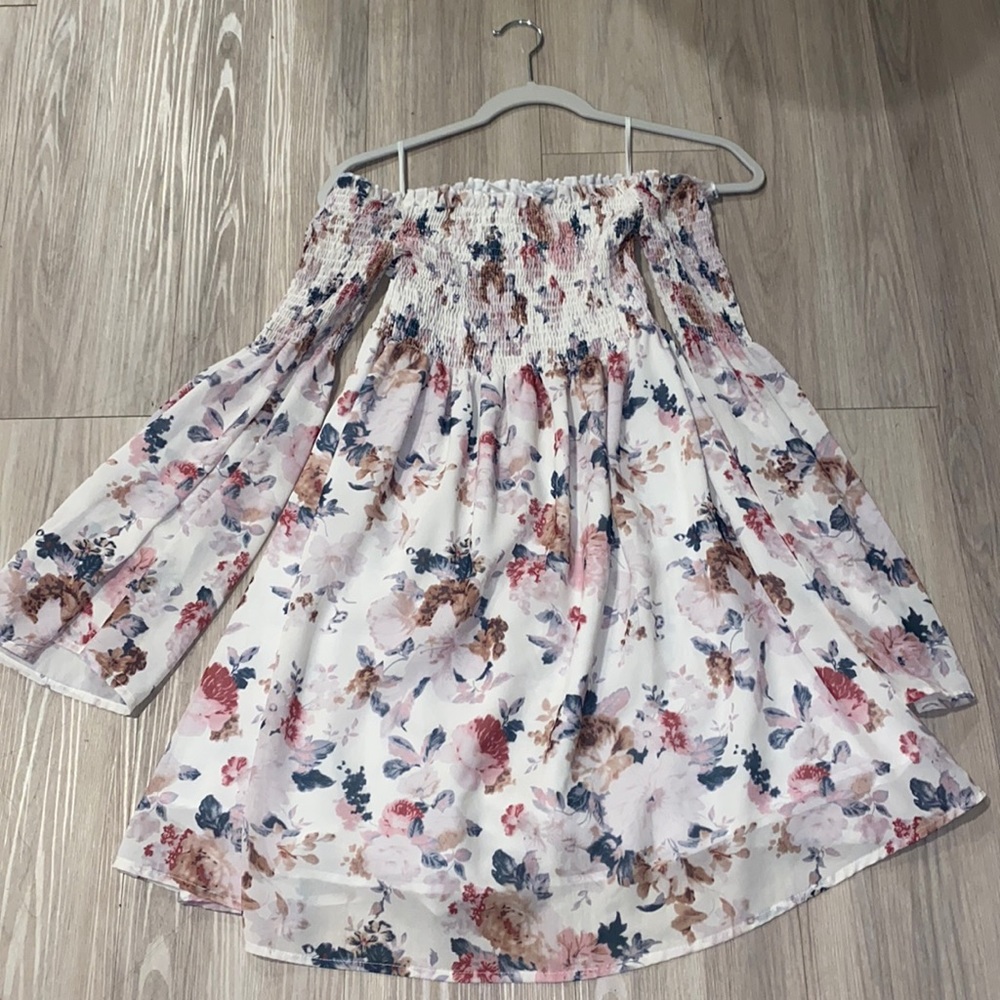 Romwe Women's Casual Floral Print Off Shoulder Trumpet Sleeve Swing Dress